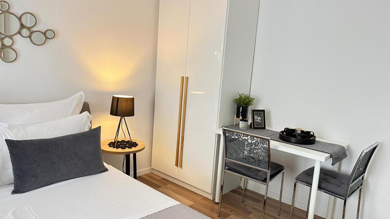 Guesthouse Civljak Baška Voda Esterno foto