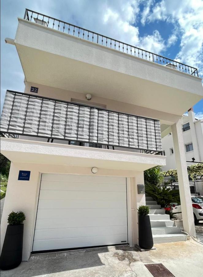 Guesthouse Civljak Baška Voda Esterno foto