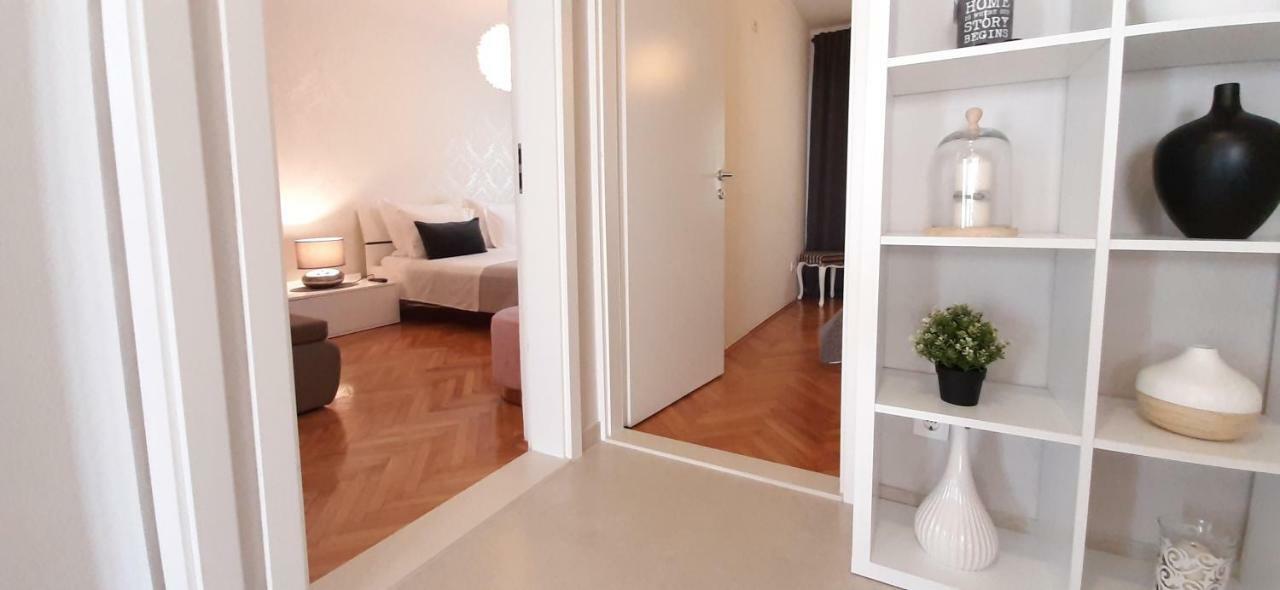 Guesthouse Civljak Baška Voda Esterno foto